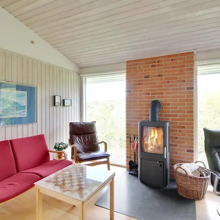 Semesterbostad Lissi - 700m From The Sea By Interhome Ebeltoft